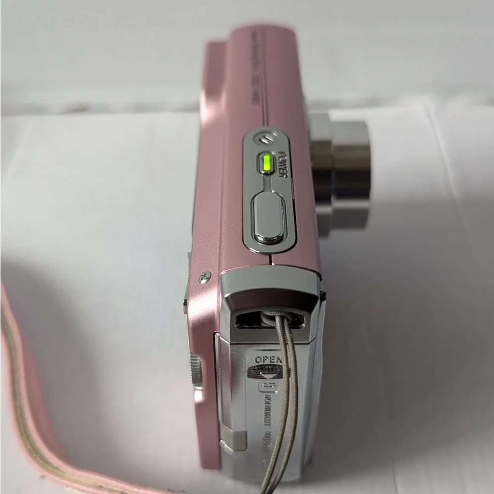 Sony Cyber-shot 7.2MP Digital Camera - Pink | Original Box, Charger, Case - Picture 4 of 10